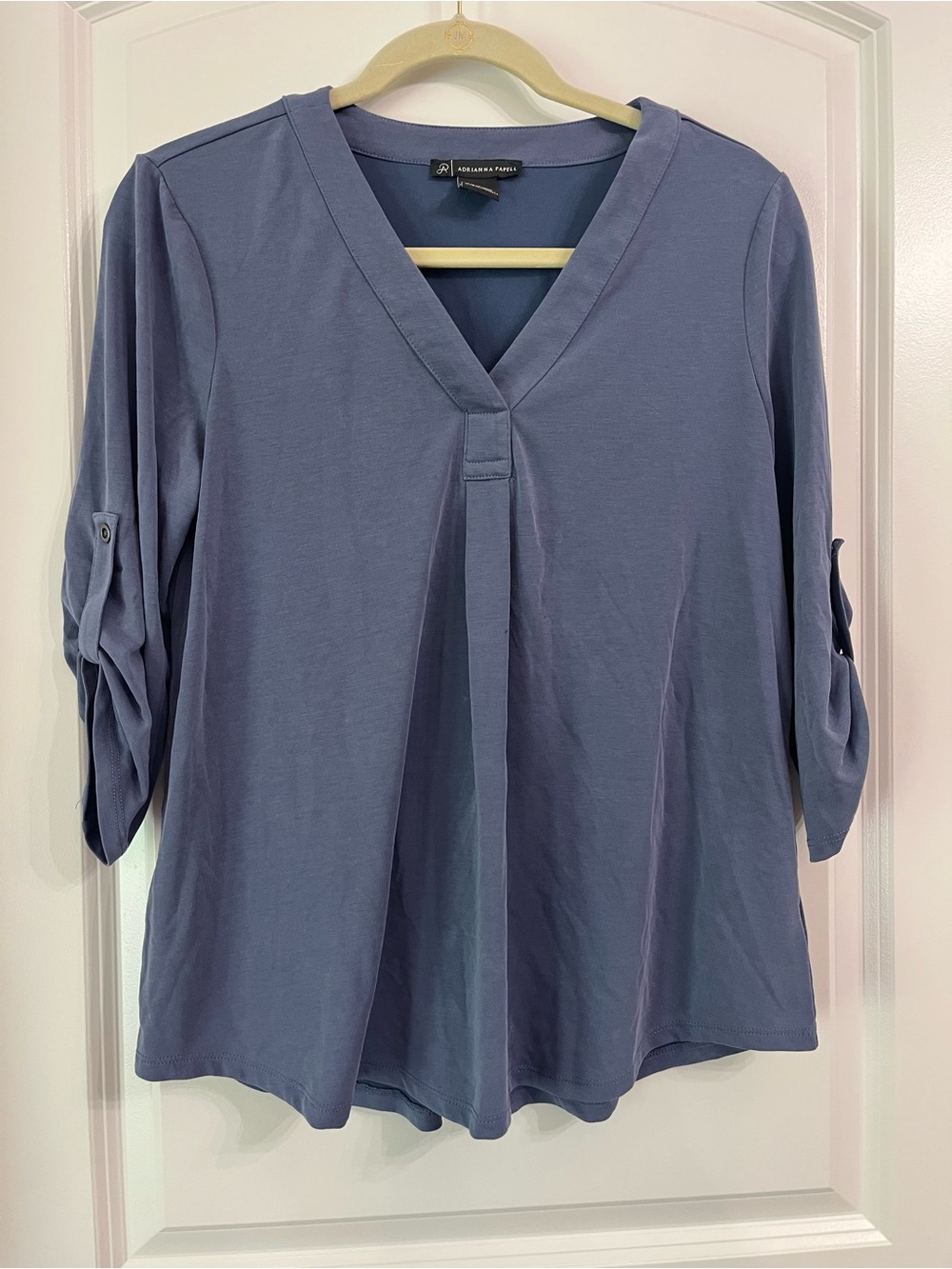 Adrianna Papell Blue V-Neck Pleat Roll-Sleeve Blouse Relaxed Fit Business Medium